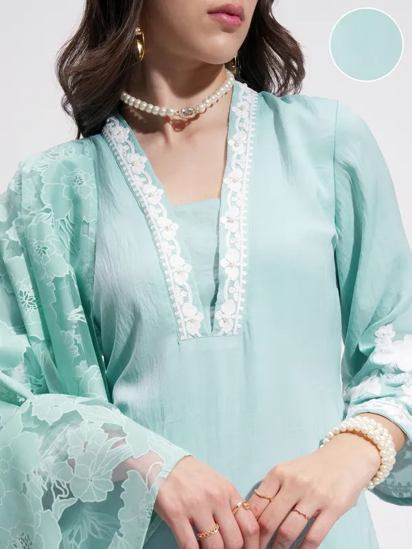 Women Kurta With Trouser And Dupatta