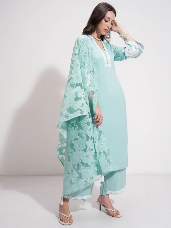 Women Kurta With Trouser And Dupatta