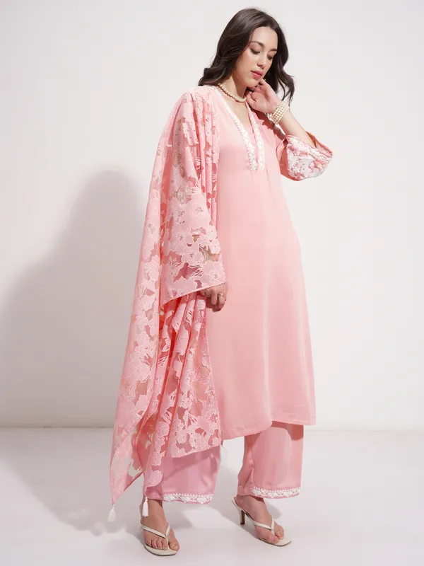Women Kurta With Trouser And Dupatta
