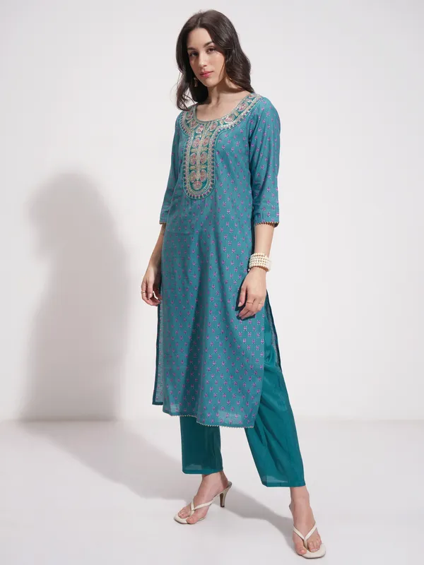 Women Kurta With Trouser And Dupatta