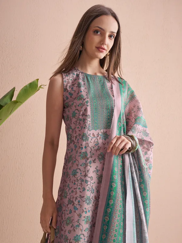 Women Kurta With Trouser And Dupatta