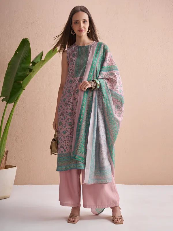 Women Kurta With Trouser And Dupatta