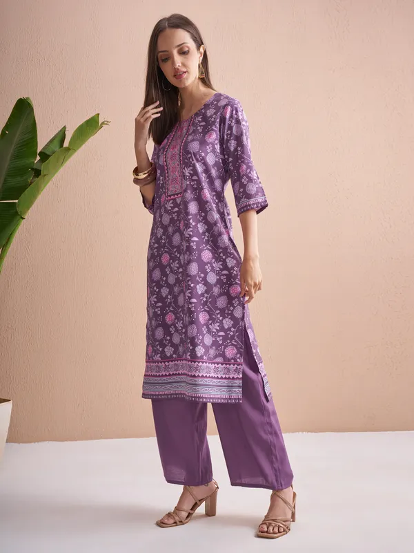 Women Kurta With Trouser And Dupatta