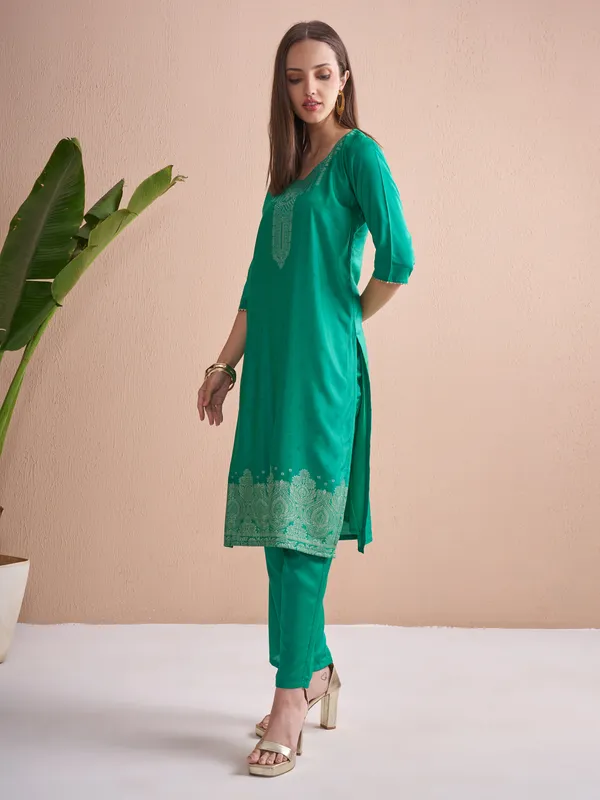 Women Kurta With Trouser And Dupatta