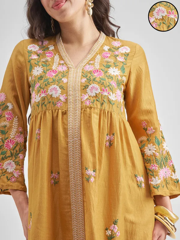 Vishudh Women Mustard Embroidered Kurta With Trouser