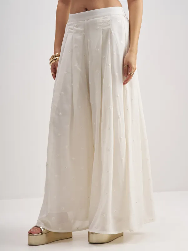 Vishudh Women Off White Top With Palazzo And Shrug Co-Ords