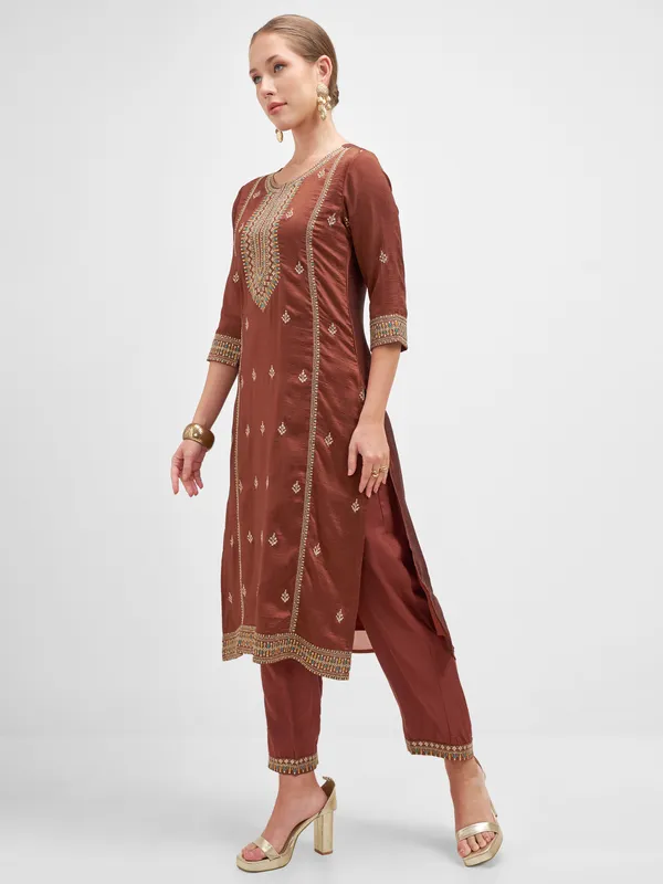 Vishudh Women Rust Embroidered Kurta And Trouser With Dupatta