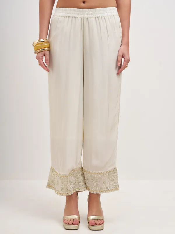 Vishudh Women Yellow Embroidered Kurta And Palazzo With Dupatta