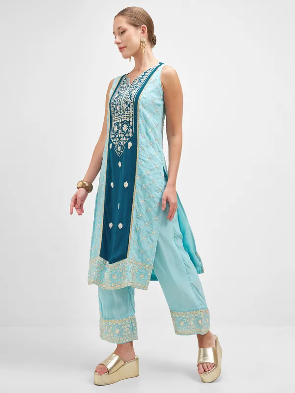 Vishudh Women Teal Embroidered Kurta And Palazzo With Dupatta