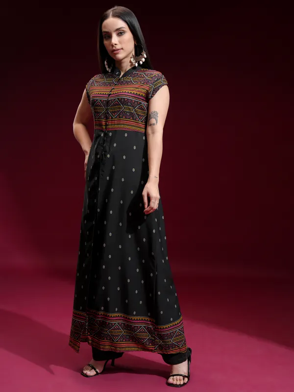  Vishudh Women Black Printed A-Line Kurtas