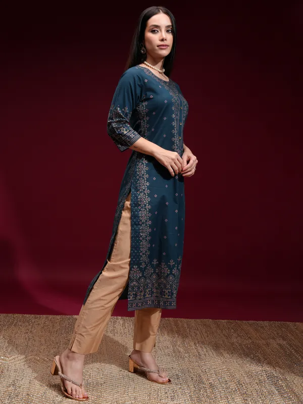  Vishudh Women Teal Printed A-Line Kurtas