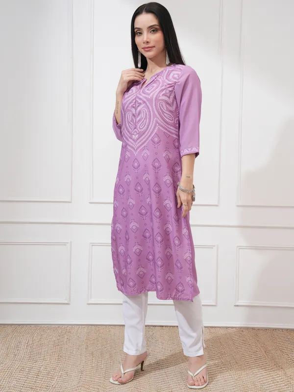  Vishudh Women Purple Printed Straight Kurtas