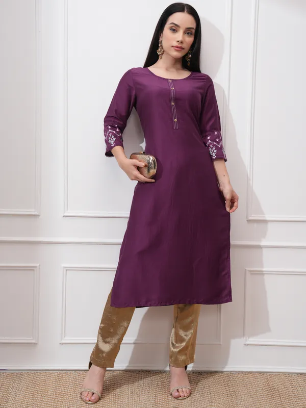 Vishudh Women Purple Embroidered Straight Kurta