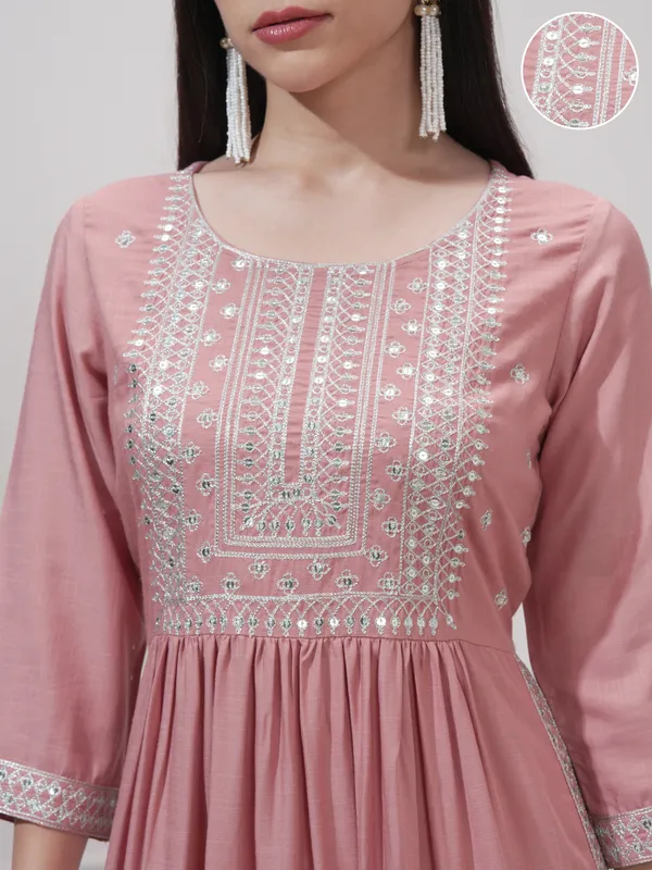 Vishudh Women Pink Embroidered A-Line Kurta