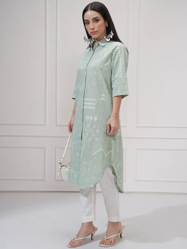 Vishudh Women Green Printed Straight Kurta