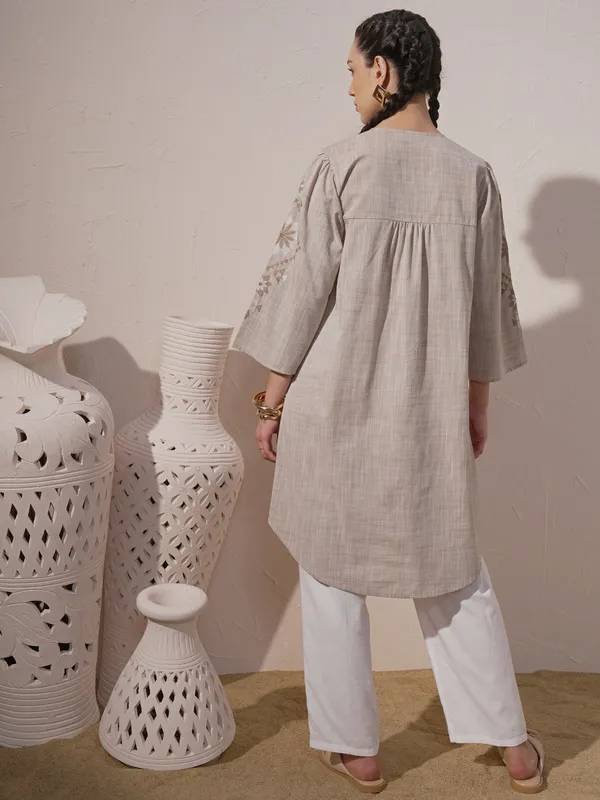 Vara By Vishudh Women Brown Chambray Embroidered A-Line Kurta
