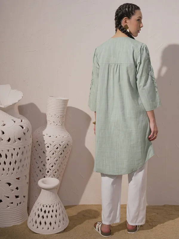 Vara By Vishudh Women Green Chambray Embroidered A-Line Kurta