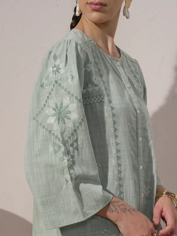 Vara By Vishudh Women Green Chambray Embroidered A-Line Kurta