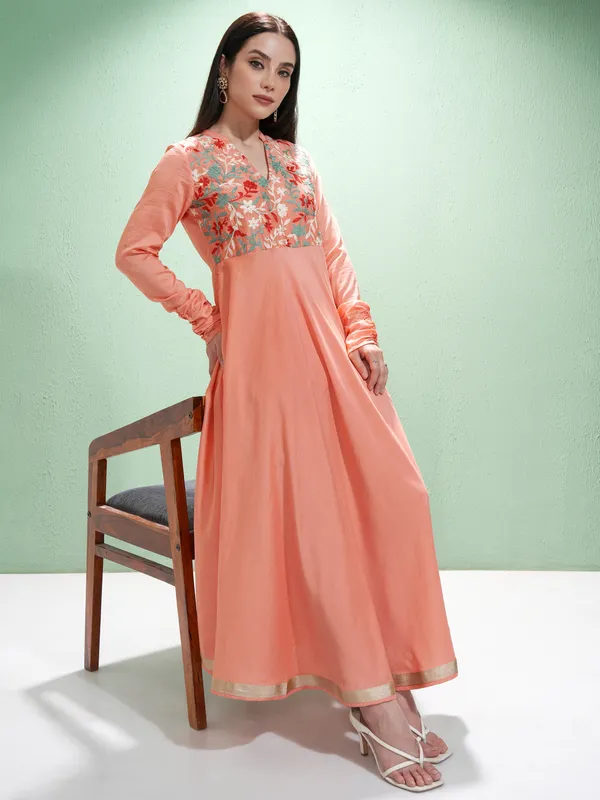Vishudh Women Coral Embroidered A-Line Kurta