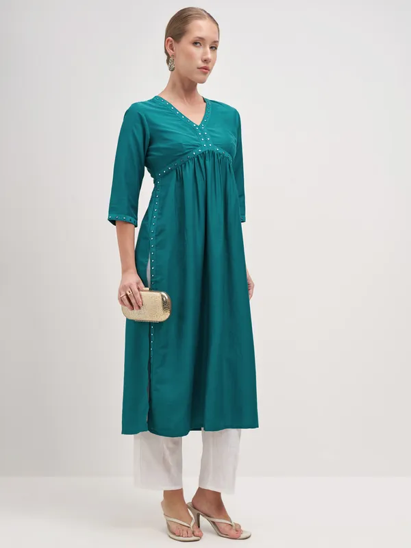 Vishudh Women Teal Embroidered Anarkali Kurta