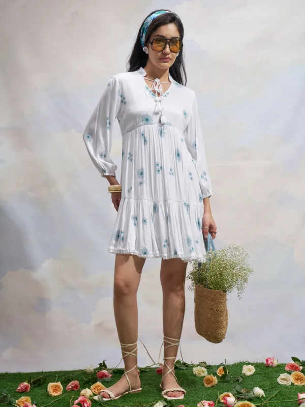 Vara By Vishudh Women White Printed Fit and Flare Dress