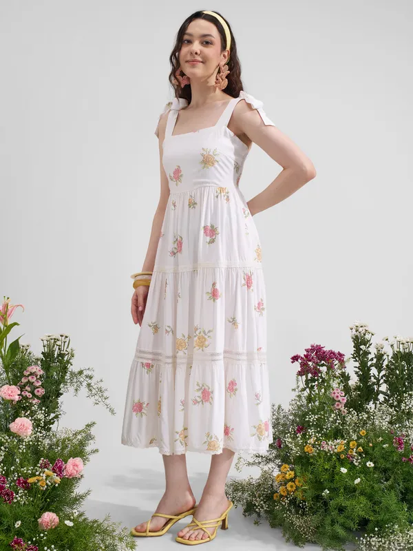 Vara By Vishudh Women White Printed Maxi Dress