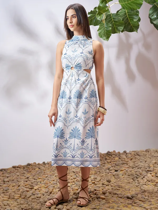 Vara By Vishudh Women Off White Printed A-Line Dress