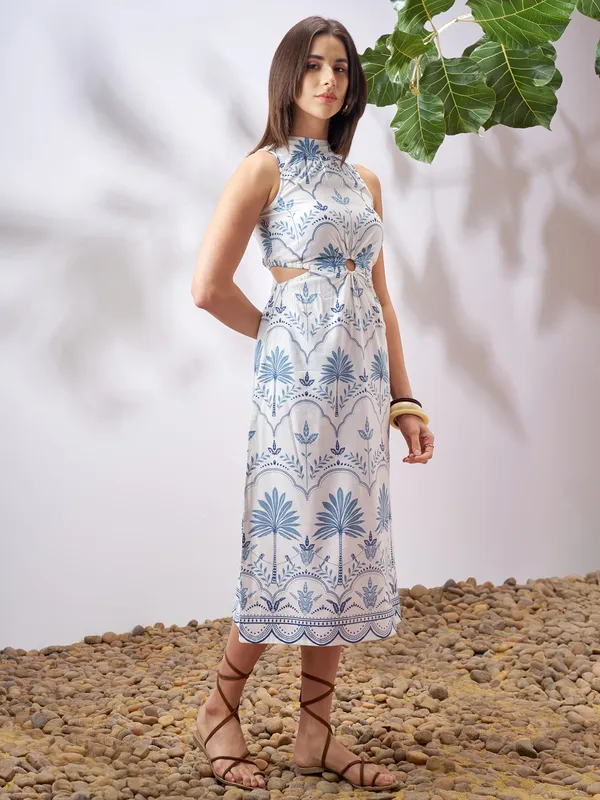 Vara By Vishudh Women Off White Printed A-Line Dress