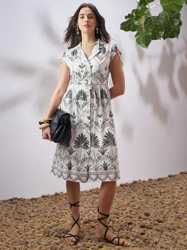 Vara By Vishudh Women Off White Printed A-Line Dress