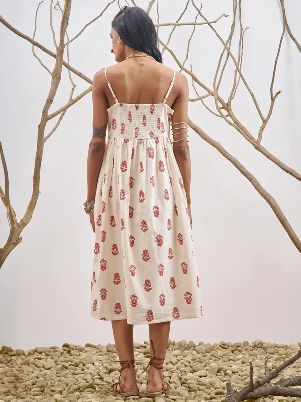 Vara By Vishudh Women Off White Printed Fit and Flare Dress