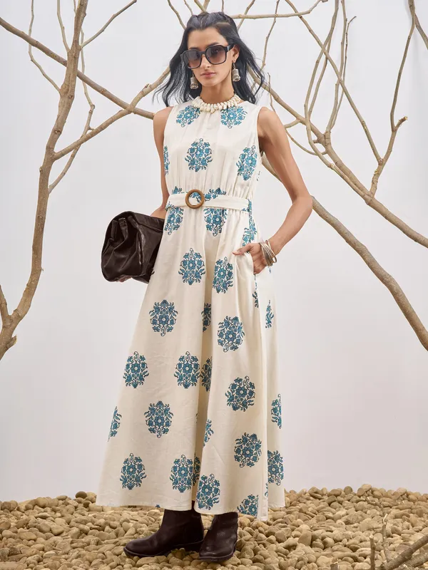 Vara By Vishudh Women Off White Printed A-Line Dress