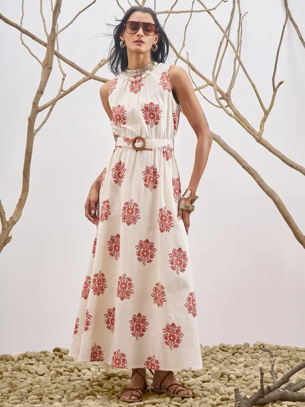 Vara By Vishudh Women Off White Printed A-Line Dress