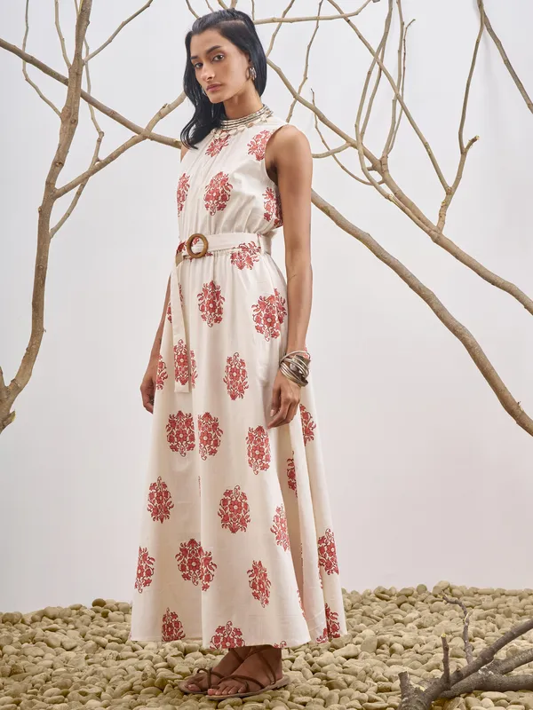 Vara By Vishudh Women Off White Printed A-Line Dress