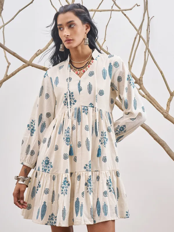 Vara By Vishudh Women Off White Printed Fit and Flare Dress