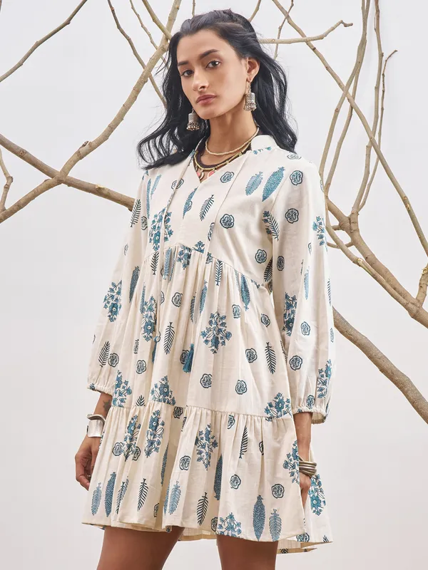 Vara By Vishudh Women Off White Printed Fit and Flare Dress