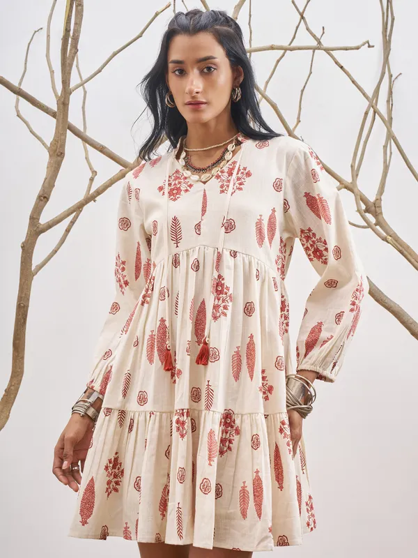 Vara By Vishudh Women Off White Printed Fit and Flare Dress