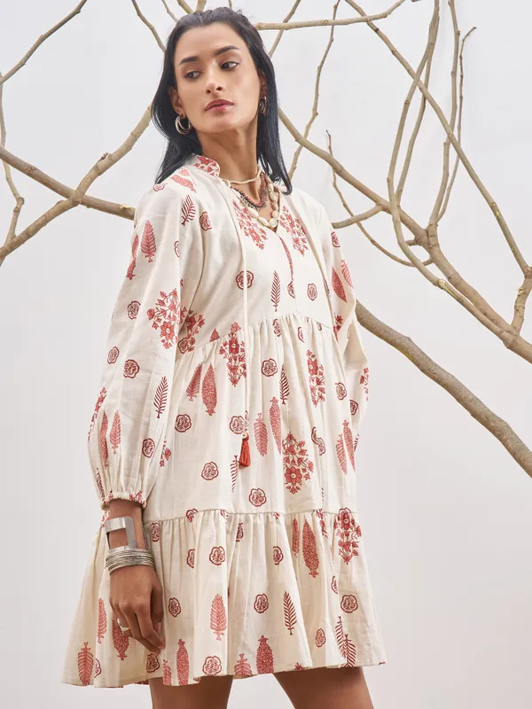 Vara By Vishudh Women Off White Printed Fit and Flare Dress