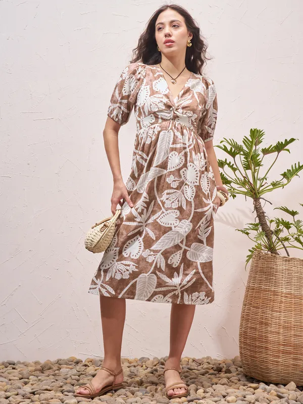 Vara By Vishudh Women Brown Printed Fit and Flare Dress