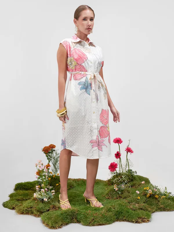 Vara By Vishudh Women Off White Printed ShirtDress