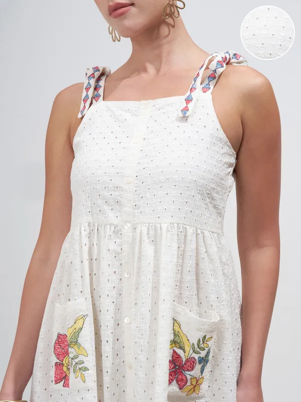 Vara By Vishudh Women Off White Embroidered Fit and FlareDress