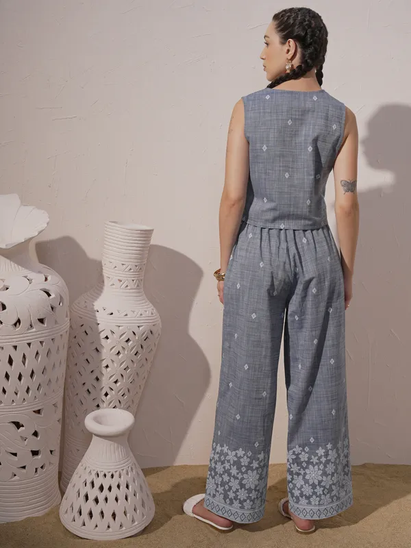 Vara By Vishudh Women Blue Top With Trouser