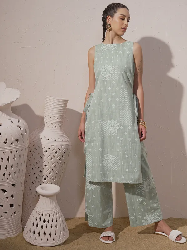 Women Kurta With Palazzo