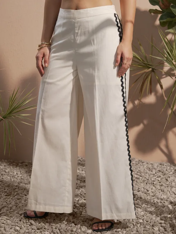 Vara By Vishudh Women Off White Top With Trouser