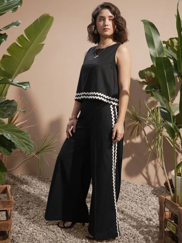 Vara By Vishudh Women Black Top With Trouser