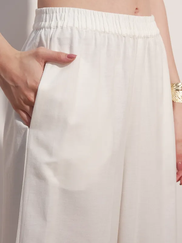 Vara By Vishudh Women White Top With Trouser