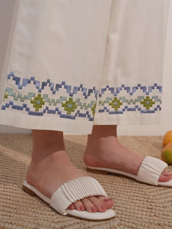 Vara By Vishudh Women White Top With Trouser