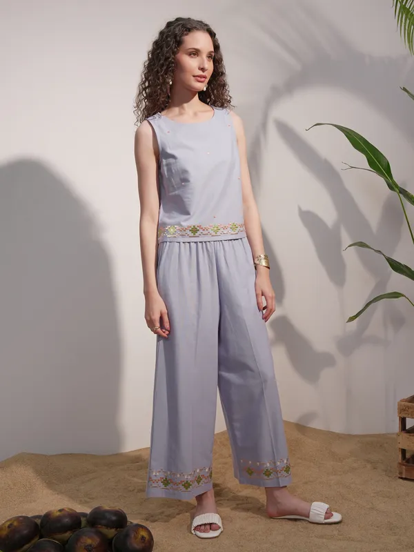 Vara By Vishudh Women Blue Top With Trouser