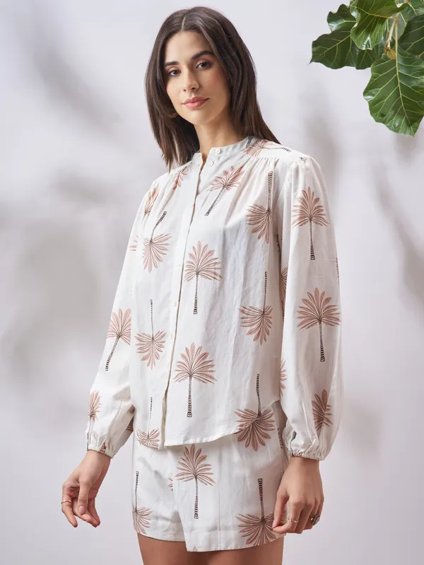 Vara By Vishudh Women Tan Shirt With Shorts Co-Ords