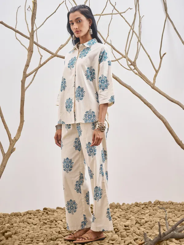 Vara By Vishudh Women Off White Shirt With Trouser