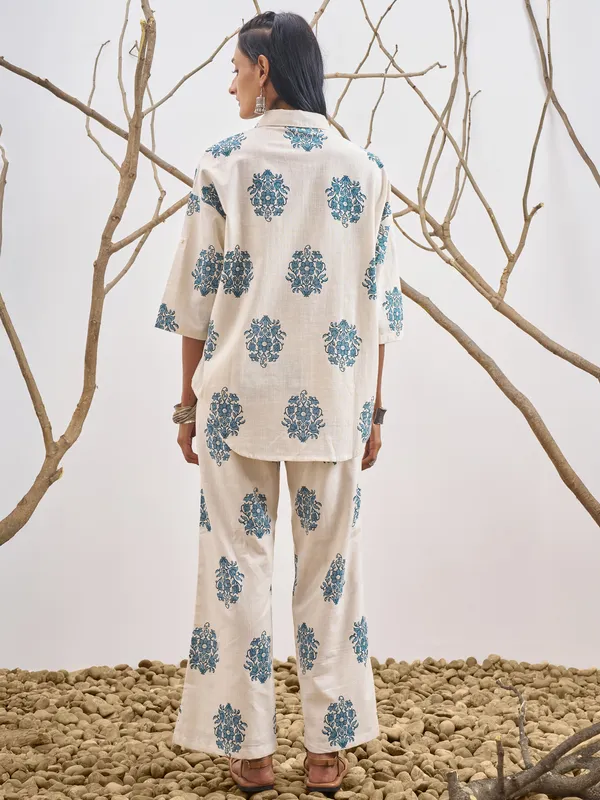 Vara By Vishudh Women Off White Shirt With Trouser